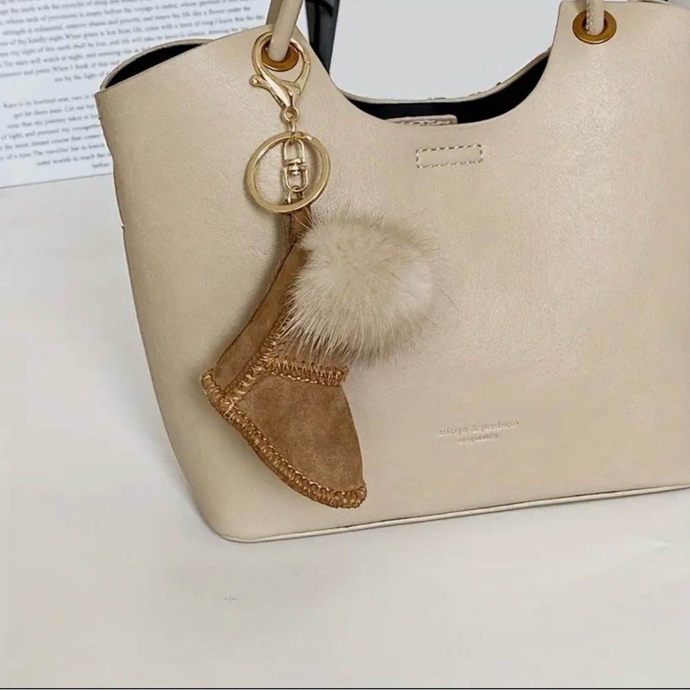 FURRY BOOT BAG CHARM ACCESSORY